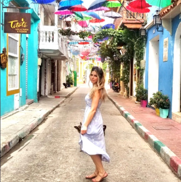 Blue and white floral Abercrombie & Fitch wrap dress size small - Picture 2 of 4